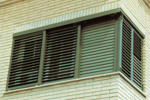 Cristalerías T. Barrera ventana exterior